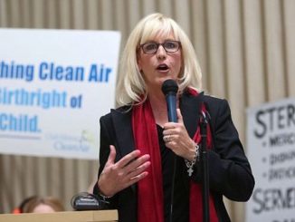 We are all being "slowly poisoned to death" by glyphosate, warns Erin Brockovich, who has vowed to topple agriculture giant Monsanto in order to improve the health of the world. 