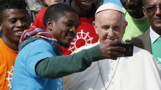 Pope Francis says immigrants' right override national security concerns