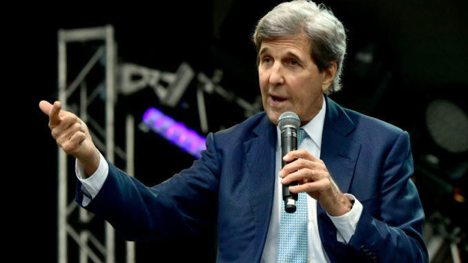 John Kerry tells Davos that Donald Trump needs to resign