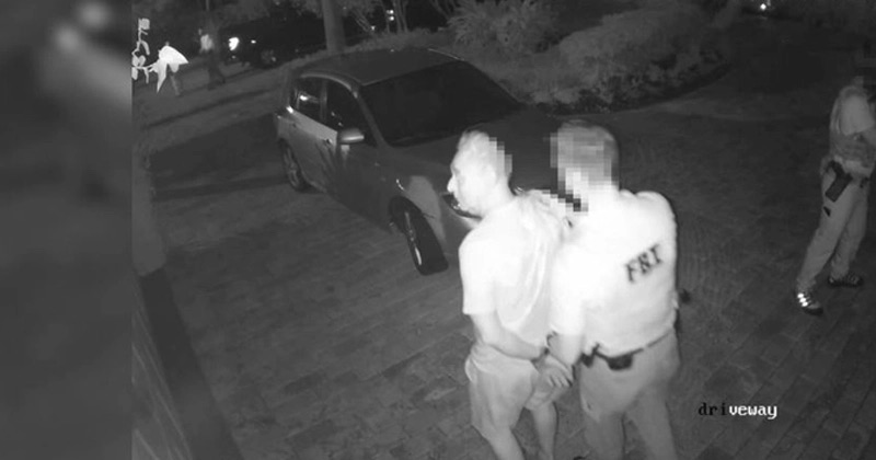 Raw video shows CNN was tipped off by Mueller before SWAT raid on Roger Stone