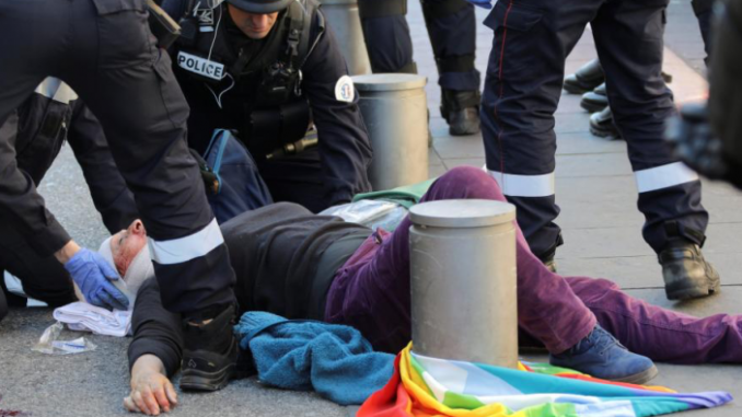 Macron comes under fire for celebrating injury of elderly Yellow Vest lady