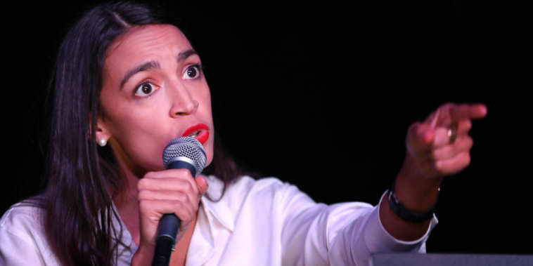Ocasio-Cortez demands new Russia investigation into Trump following Mueller report