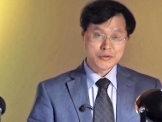 Aliens are walking among us, according to an Oxford University professor, who adds that aliens have begun interbreeding with humans.