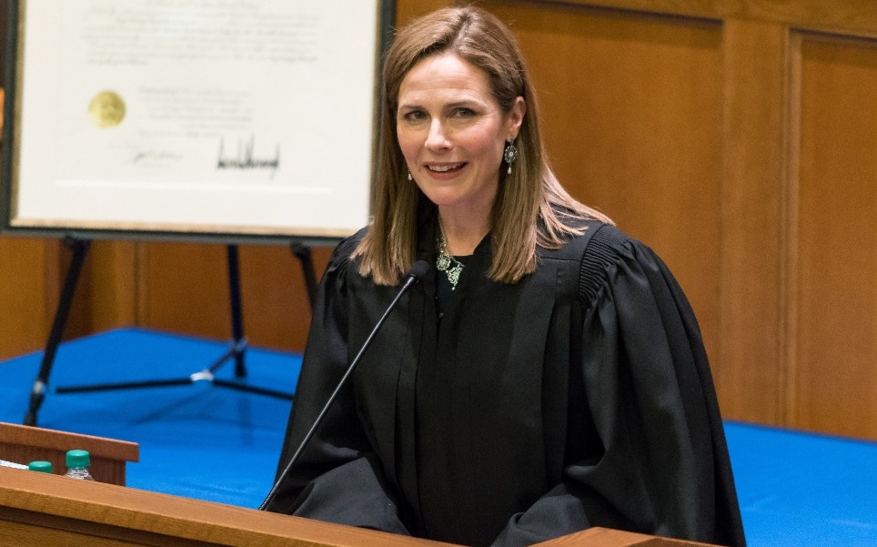 Democrats freak out as Trump announces he will replace Ruth Bader Ginsburg with Catholic judge Amy Barrett