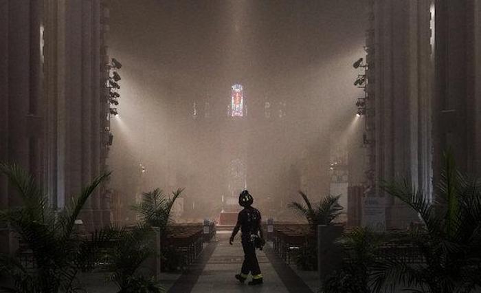 Basement fire in New York catholic cathedral forces parishioners to evacuate