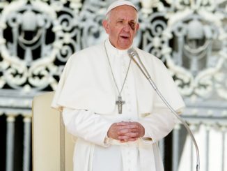 Pope Francis warns Catholic Moroccans not to convert Muslims to Christianity