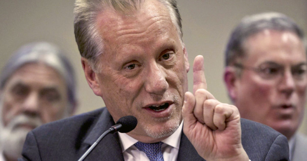 Conservative actor James Woods has vowed to boycott Twitter until the platform stops censoring conservative voices and allows free speech.