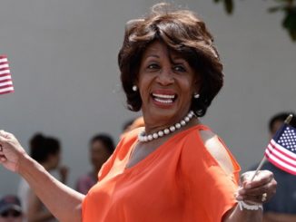 Maxine Waters obtains Trump's personal financial records