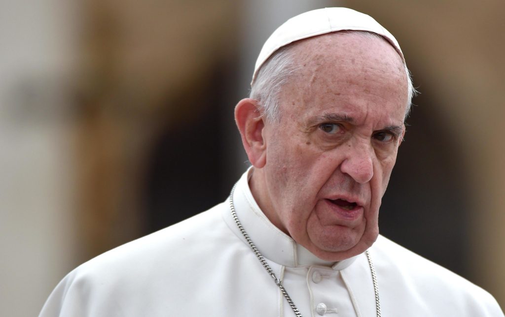 Pope Francis calls for global governance to combat climate change