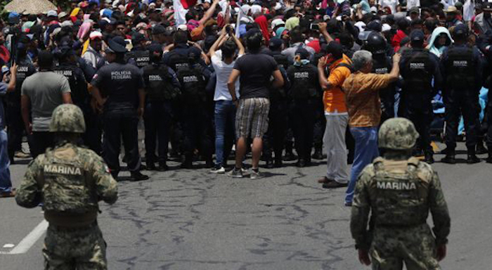 Mexico deploys armed troops to border to prevent illegals enter the United States