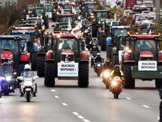 French farmers take to the streets of Paris to protest globalism