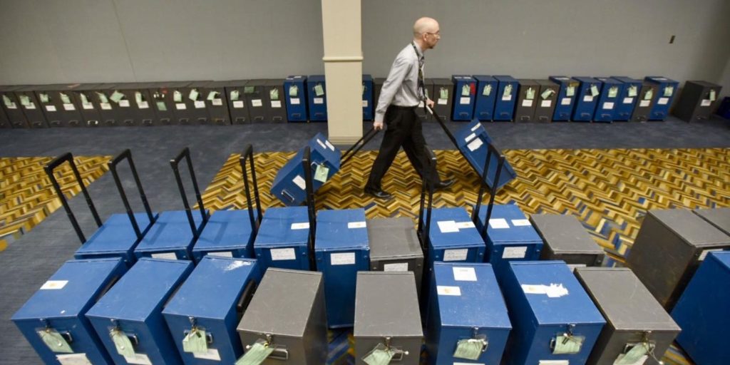 Over 2.5k dead people registered to vote in Detroit