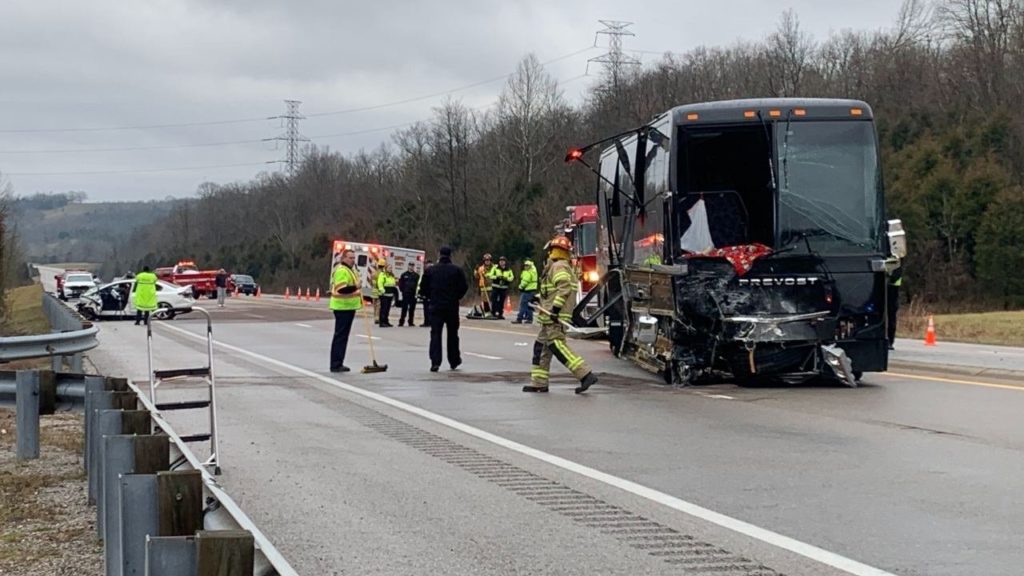 Bus carrying Covington Catholic students leaving March for Life involved in deadly crash