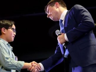 Democrat presidential candidate Pete Buttigieg gave a 9-year-old boy advice on how to come out as gay during a campaign stop in Denver on Saturday night.