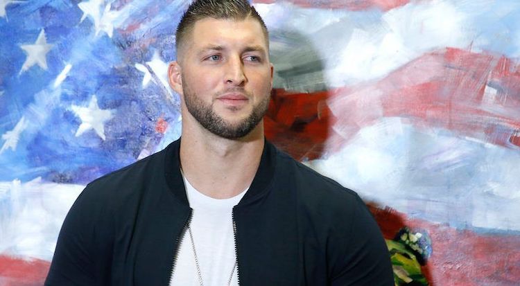 Former NFL quarterback Tim Tebow told an audience in Kansas that saving babies from abortion means "a lot more than winning Super Bowls."