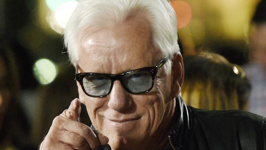 Conservative actor and legendary Twitter wit James Woods returned to the platform on Thursday after taking a 10-month sabbatical and wasted no time getting back to what he does best: melting leftist brains and making liberals cry.