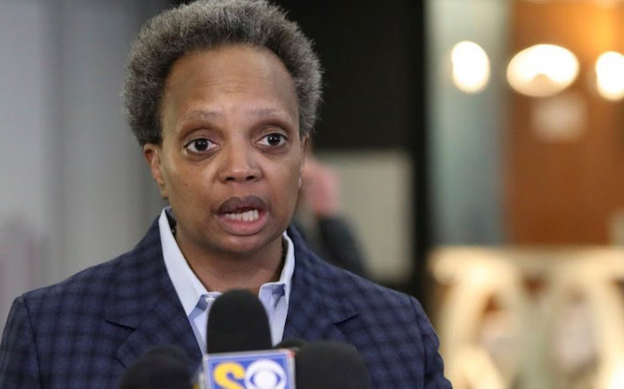 Chicago's Democrat mayor gets a haircut, ignoring social distancing order