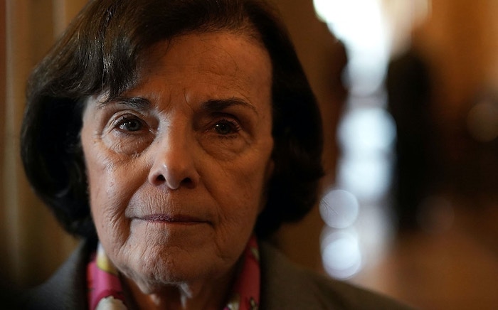 FBI requests Dianne Feinstein hand over documents relating to her husband's stock trades