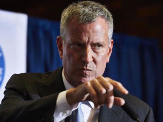 NY Mayor Bill de Blasio threatens to take swimmers out of the water for ignoring lockdown rules