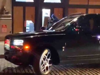 Just when you thought you had seen it all, looters in New York City pull up in an ultra-luxury $350,000 Rolls-Royce Cullinan SUV to ransack a store.
