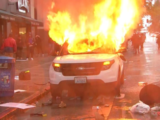As liberal cities across the United States discuss plans to defund or disband their police departments, truck drivers are voicing concerns of safety. According to a new poll, 79 percent of truck drivers say they will outright refuse to deliver freight to cities with defunded or disbanded police departments.