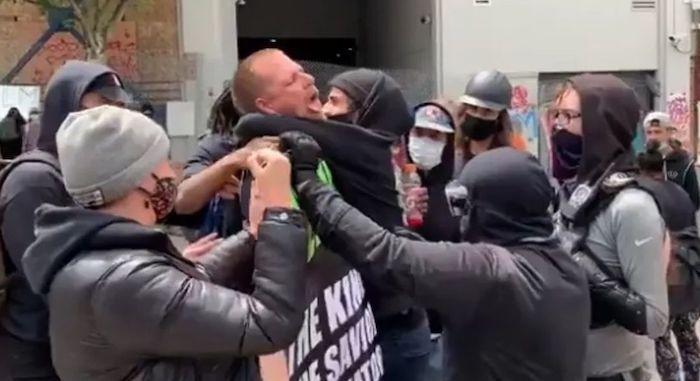 Chaz occupiers violently attack Christian street preacher