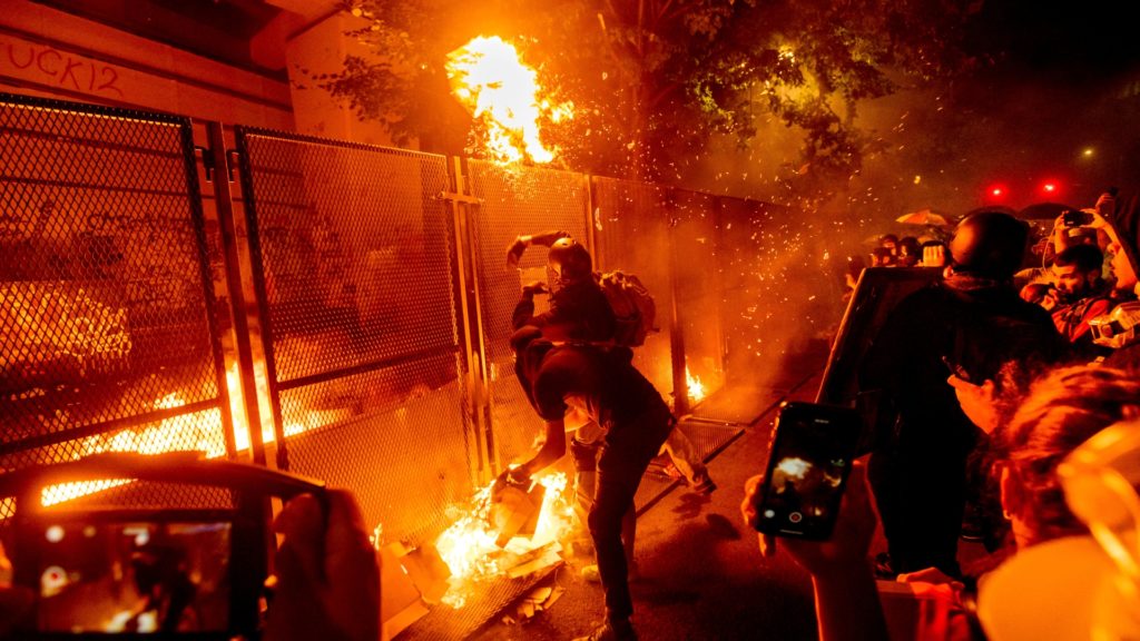 Portland's leftist city officials have revealed the Democrat-controlled city is fining the federal government $500 every 15 minutes for building what they call an "unauthorized fence" around its courthouse to protect it from rioters intent on destruction.