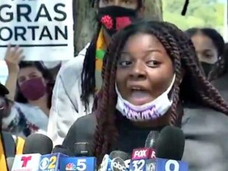 Chicago thugs tell residents upset at their looting to get over it