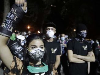 Obama-appointed judge orders police not to use batons or tear gas on protestors for 2 weeks