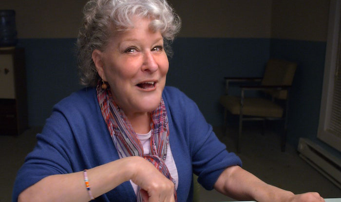 Bette Midler begs God to destroy President Trump