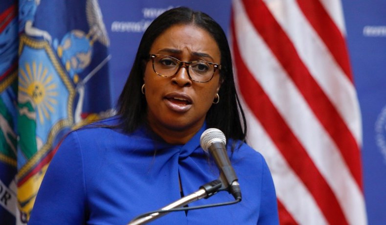 Democratic mayor indicted on felony fraud charges