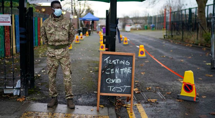 UK gov't to reward citizens with 'COVID pass' to those who comply with new scheme