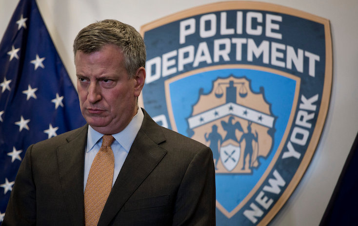 New York mayor Bill de Blasio orders NYPD to make home visits to people who make hurtful comments