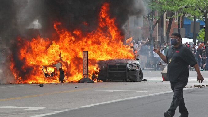 Murder rates skyrocket in cities with Black Lives Matter protestors, study shows