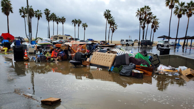 Los Angeles lawmakers want homeless shelters on beaches