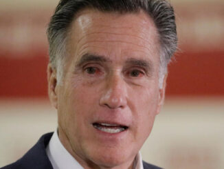 Sen Mitt Romney booed and heckled out of Republican Utah convention