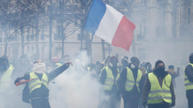 Majority of French agree France is heading towards civil war, poll