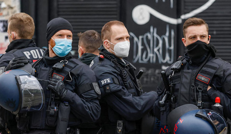 Police bust largest ever pedophile ring with 400,000 members