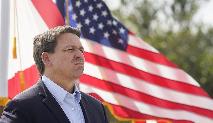 Gov DeSantis blasts Biden's COVID restrictions - vows to protect Florida with his life