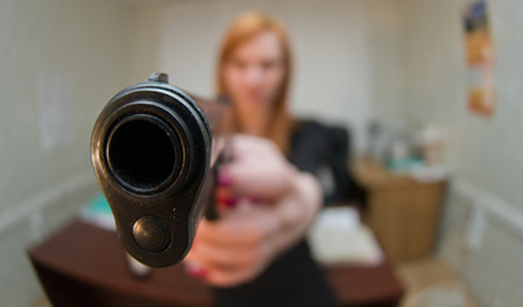 Thugs attack patriotic concealed carry woman - instantly regret it