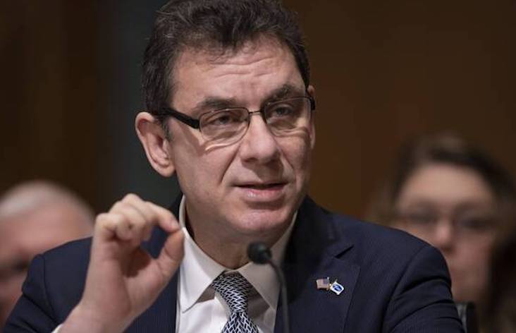 Pfizer boss demands yearly coronavirus vaccines for entire population