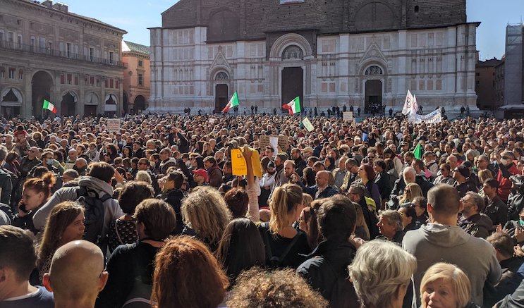 Thousands of Italians rise up nationwide against New World Order vax passports
