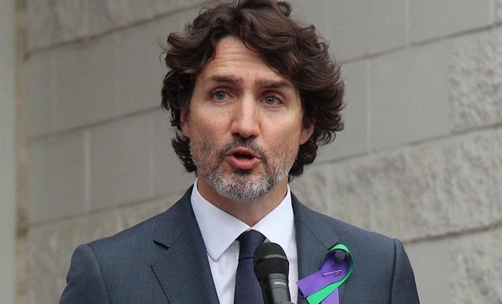 Justin Trudeau bans unvaccinated residents from using trains, planes and cruises