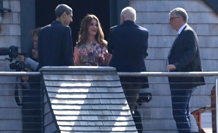 Bill and Melinda Gates maskless at daughter's wedding