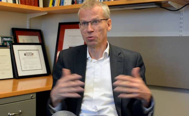 Harvard medical professor warns not to give kids the Covid vaccine