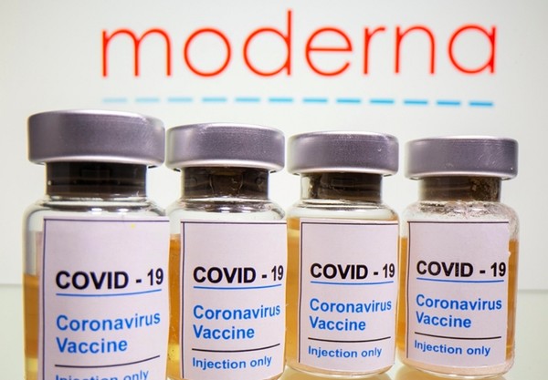 Moderna covid boosters