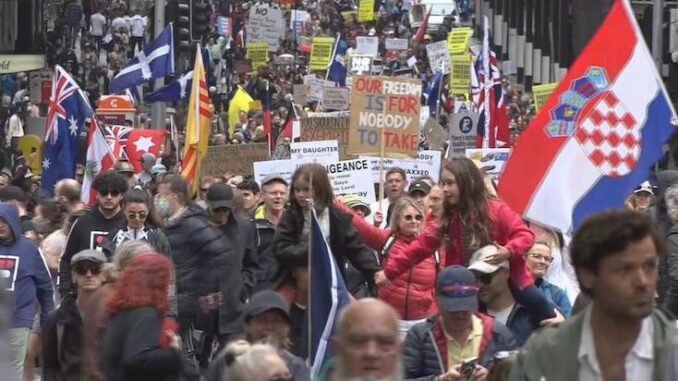 Thousands of Australian residents rise up against the New World Order