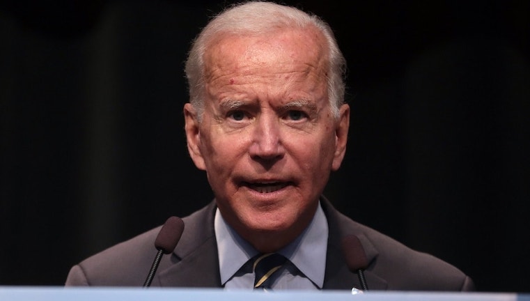Federal court freezes biden's vaccine mandate
