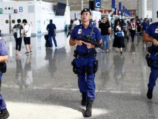 China is now banning US citizens from exiting their country - media blackout