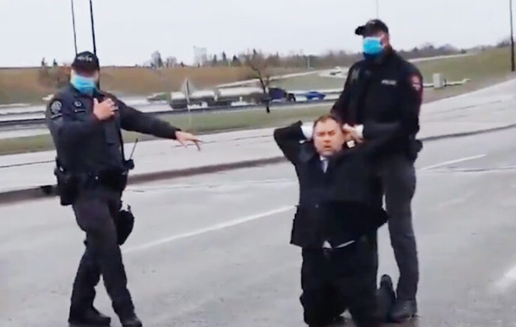 Trudeau's troops throw Canadian pastor in jail after he prays for freedom convoy truckers